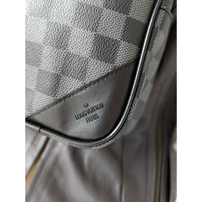 Мужская сумка месенджер  Луи Виттон через плечо черный в клетку Louis Vuitton