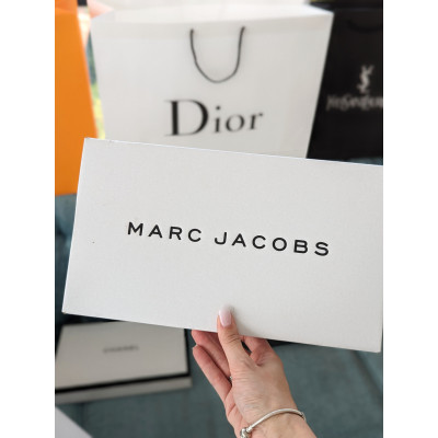 Фирменная упаковка коробка Marc Jacobs , упаковка на подарок. Подарочная брендовая упаковка Марк Джейкобс