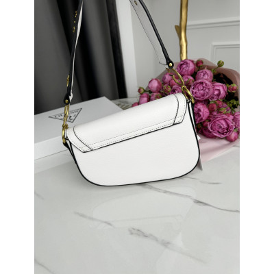 Женская сумка седло Guess est 1981 белый Гесс