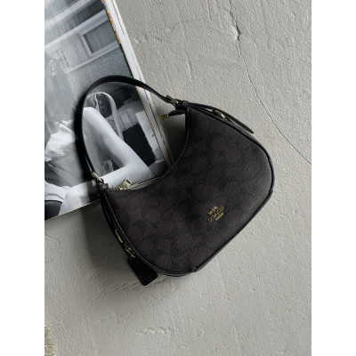 Женская сумка багет Coach Kleo коричневый через плече Коуч