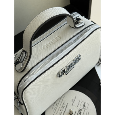 Сумка женская  белый Guess Гесс кросс-боди на широком ремне