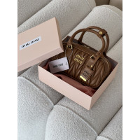 Сумка женская Miu Miu Arcadie Matelassé коричневый кросс боди Миу Миу