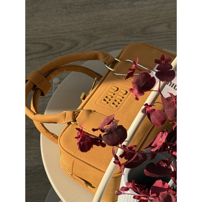 Сумка женская Miu Miu Arcadie Matelassé карамельный кросс боди Миу Миу