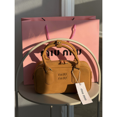 Сумка женская Miu Miu Arcadie Matelassé карамельный кросс боди Миу Миу