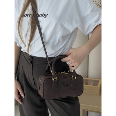 Сумка женская Miu Miu Arcadie Matelassé кофейный кросс боди Миу Миу