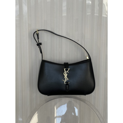 Женская сумка Yves Saint Laurent YSL Le 5 à 7 Ив Сен Лоран черный