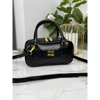 Сумка женская Miu Miu Arcadie Leather черный классический кросс боди Миу Миу