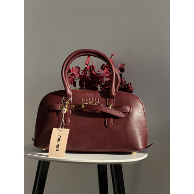 Сумка женская Miu Miu Aventure Nappa Leather  бургундский классический кросс боди Миу Миу