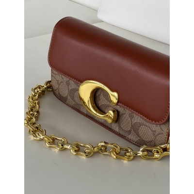 Женская сумка клатч Coach Idol Bag коричневый на цепочке Коуч