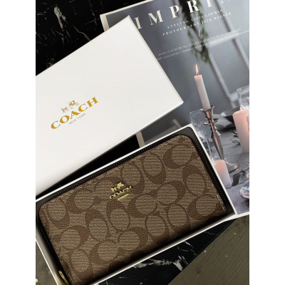 Женский кошелек Coach персиковий на много отделений большой Коуч