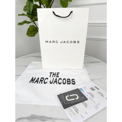 Фирменная упаковка Marc Jacobs, упаковка на подарок. Подарочная брендовая упаковка Марк Джейкобс